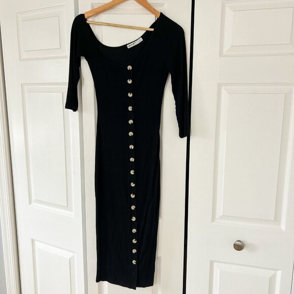 NWOT The Line by K Gemma Black Button-Front Off-Shoulder Midi Dress Size Small - Picture 2 of 9
